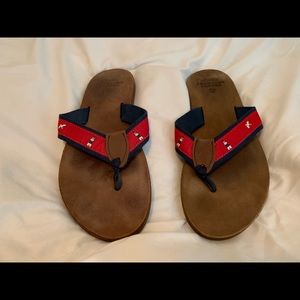 brooks brothers flip flops